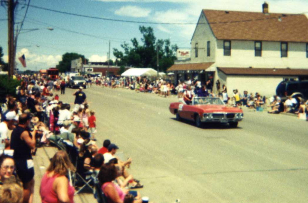 Albertville Christmas Parade 2022 parade 2 Albertville Friendly City Days